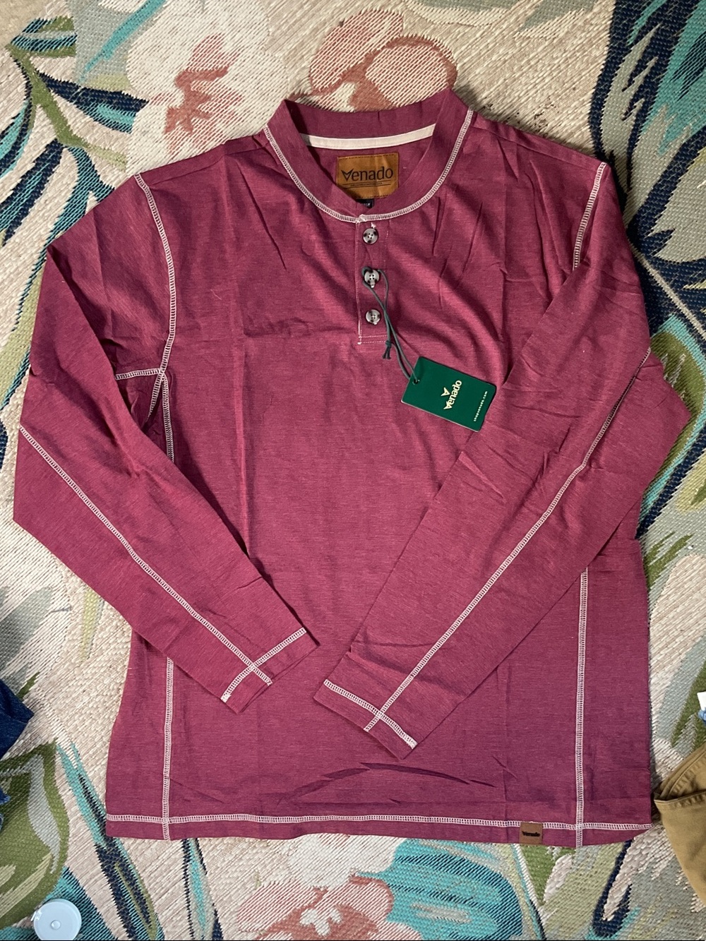 Venado Men's Long Sleeve Henley in Burgundy with White Stitching Size Large